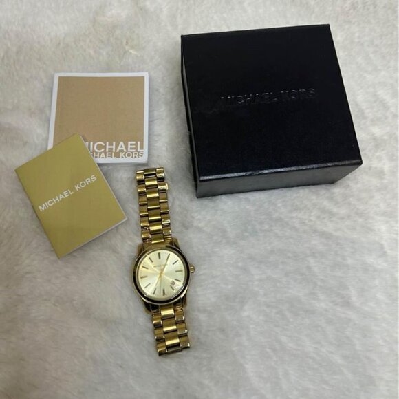 Michael KORS woman’s watch. Gold. Extra links included. Battery needs to be repl - Picture 1 of 9